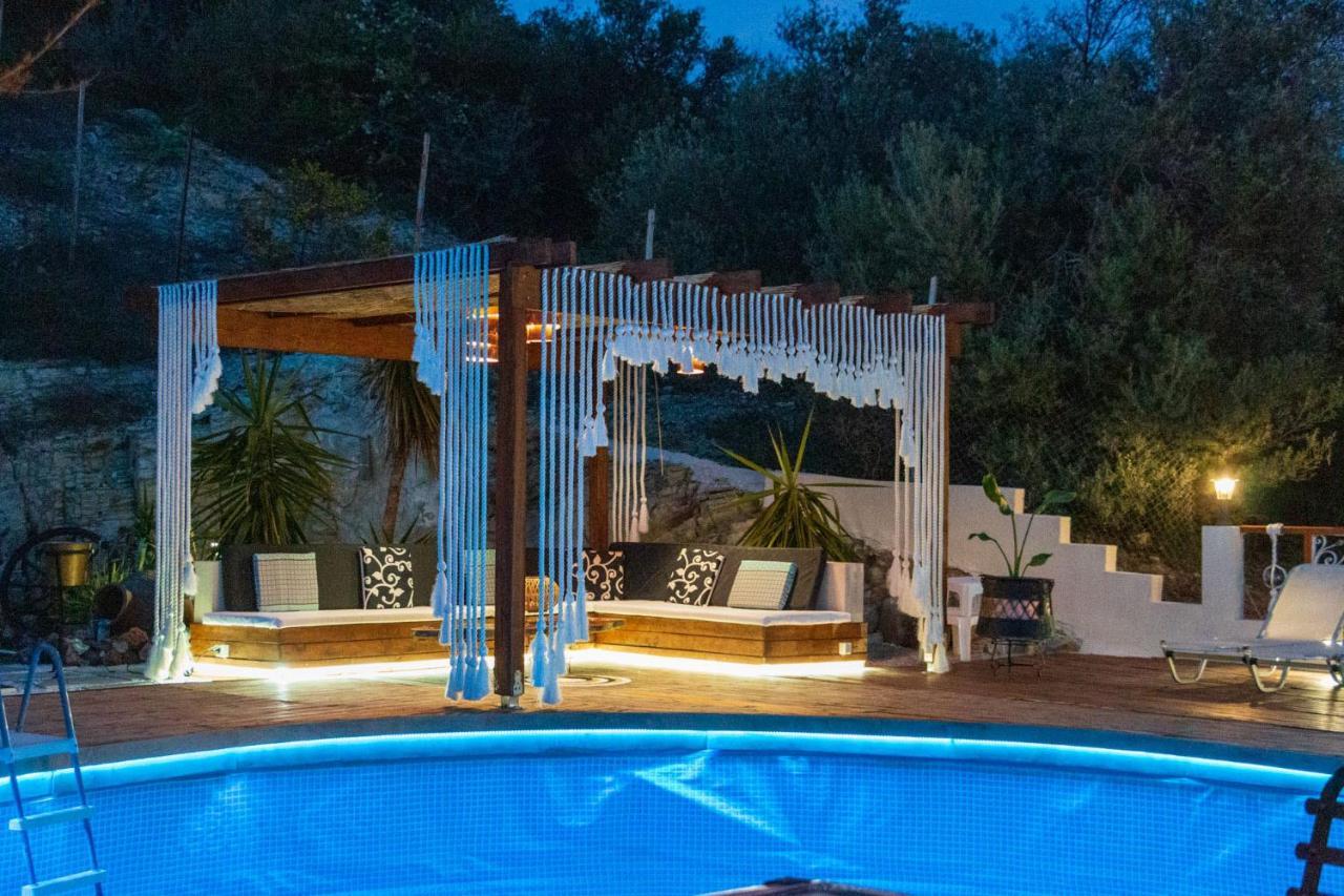 Eva'S Luxury Villa Kritharia  Buitenkant foto