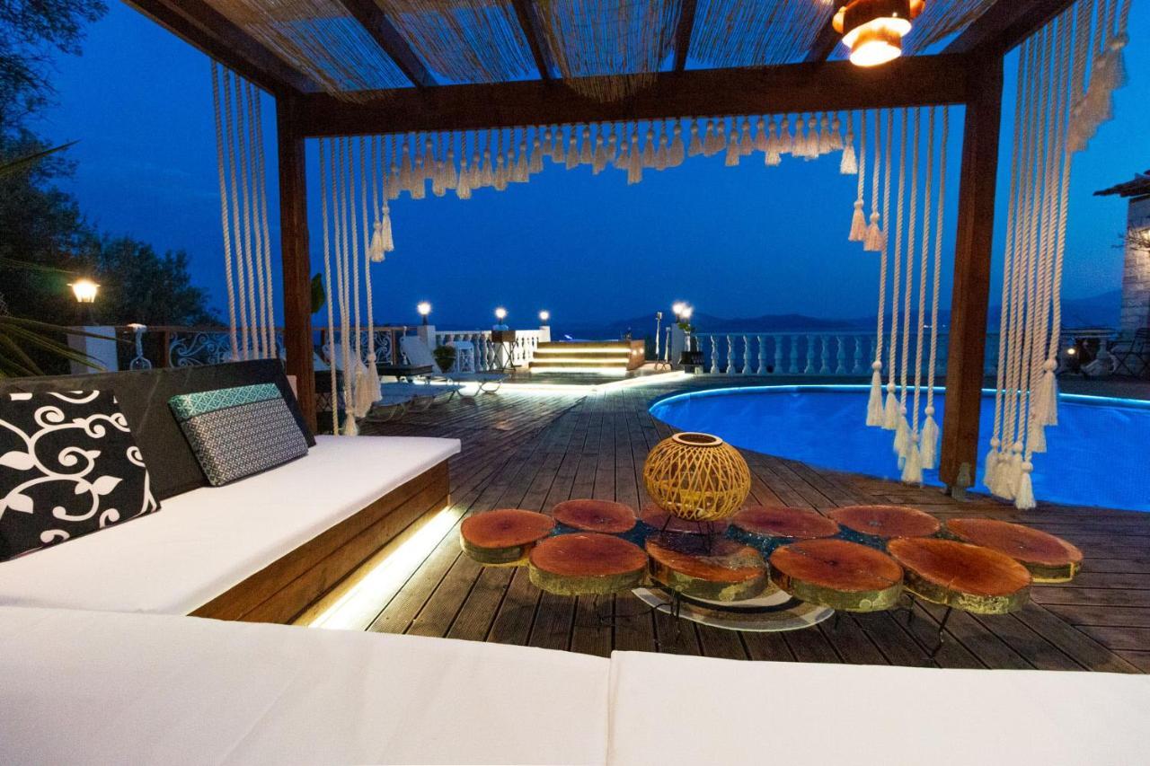 Eva'S Luxury Villa Kritharia  Buitenkant foto