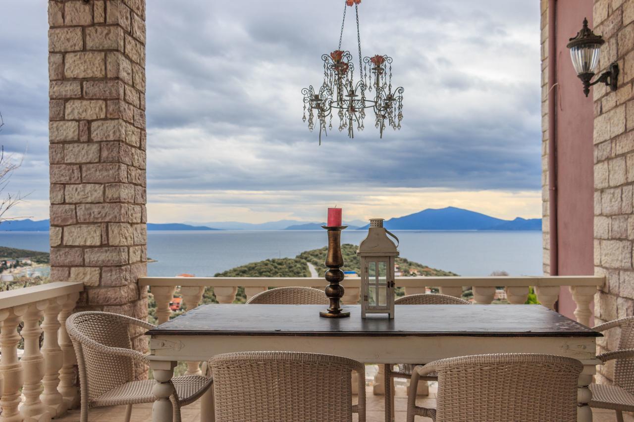 Eva'S Luxury Villa Kritharia  Buitenkant foto